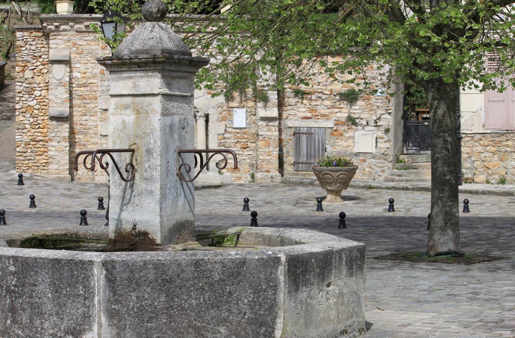 Hostellerie Du Prieure Saint-Prix  Εξωτερικό φωτογραφία
