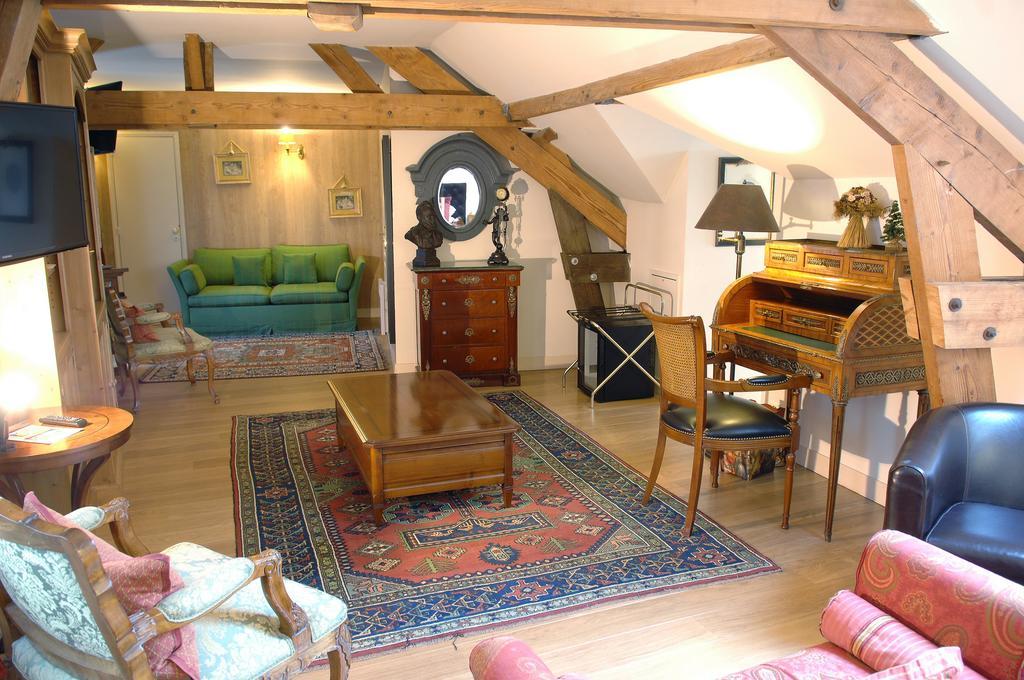 Hostellerie Du Prieure Saint-Prix  Εξωτερικό φωτογραφία