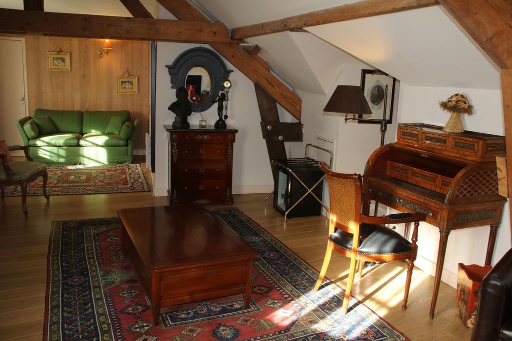 Hostellerie Du Prieure Saint-Prix  Εξωτερικό φωτογραφία
