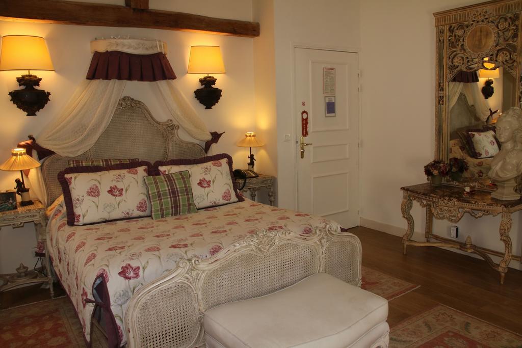 Hostellerie Du Prieure Saint-Prix  Εξωτερικό φωτογραφία