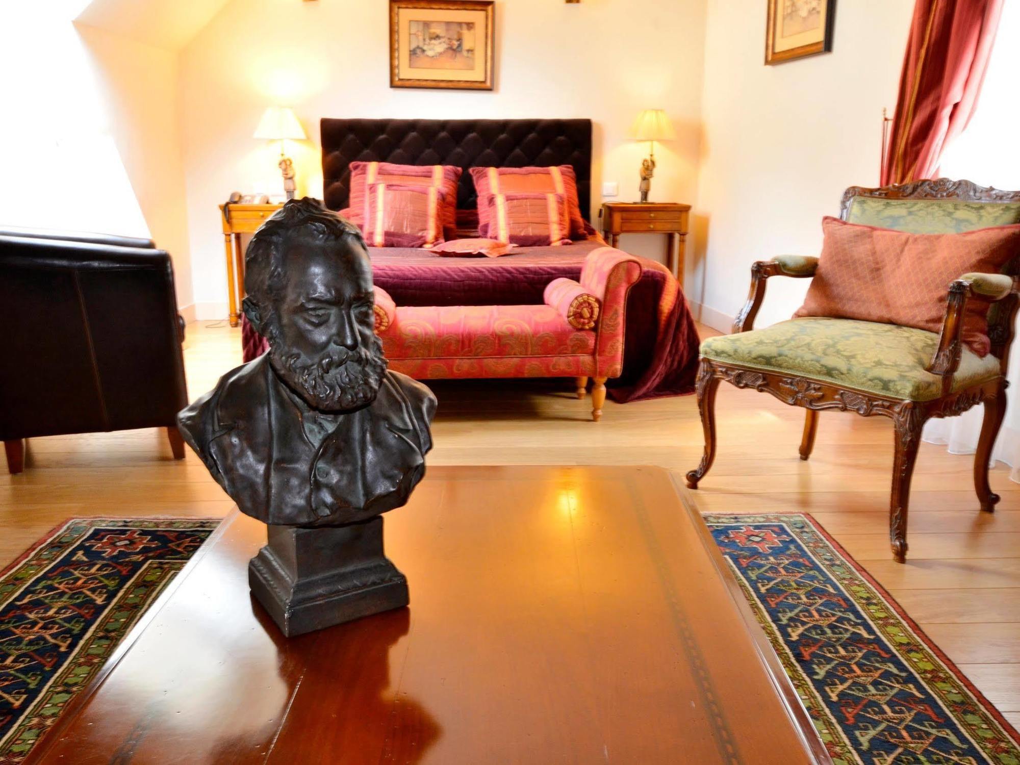 Hostellerie Du Prieure Saint-Prix  Εξωτερικό φωτογραφία