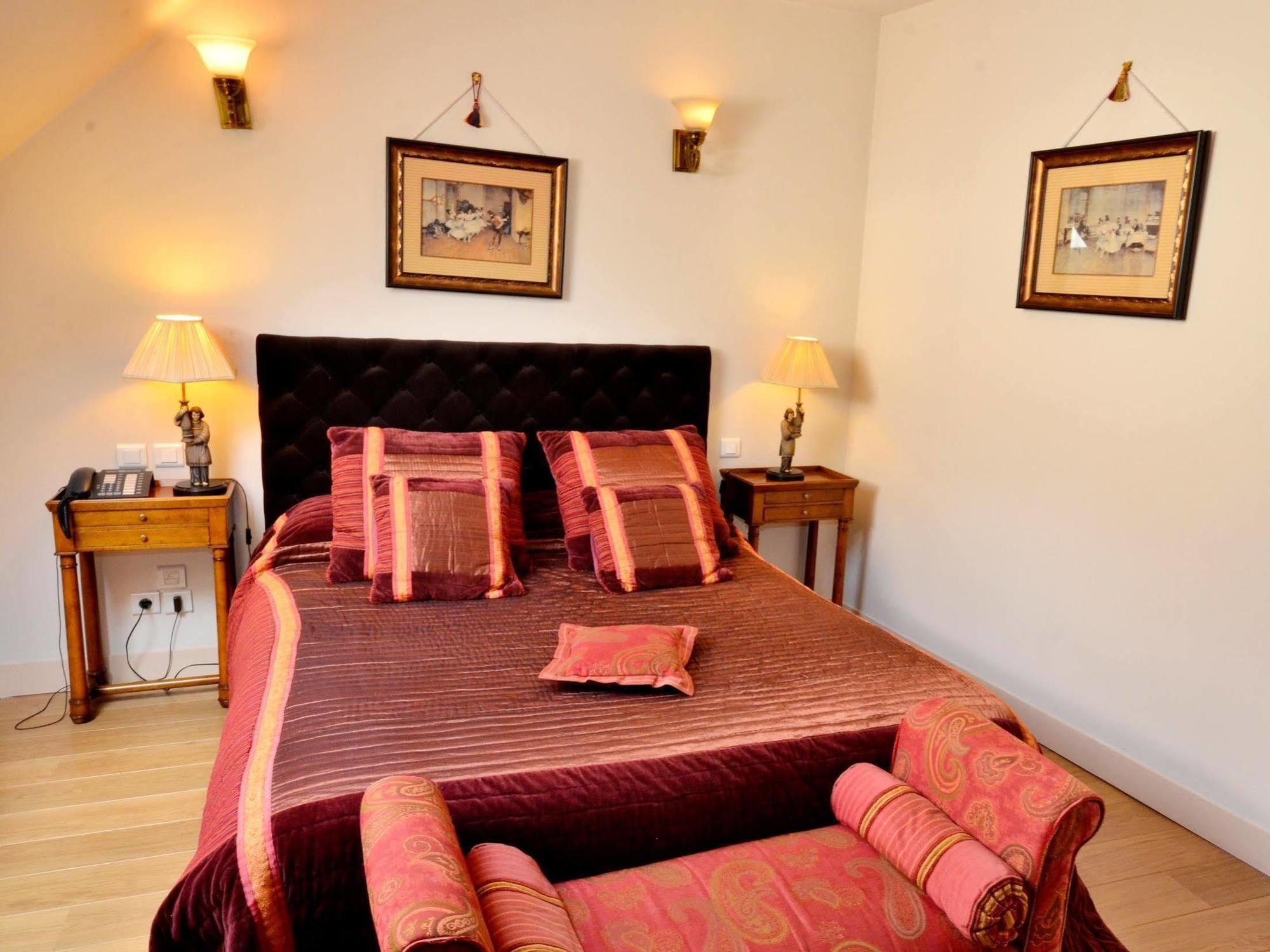 Hostellerie Du Prieure Saint-Prix  Εξωτερικό φωτογραφία